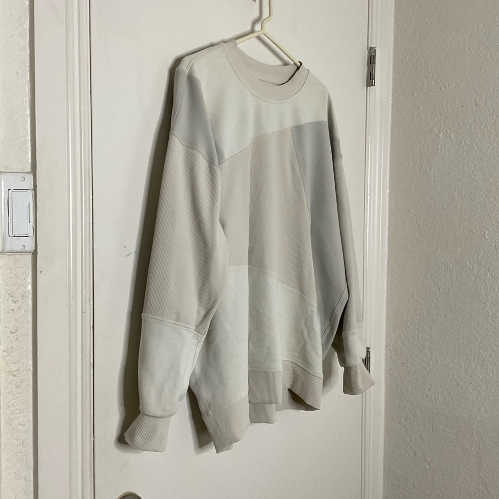 Lululemon Perfectly Oversized Patchwork Crew Swea… - image 5